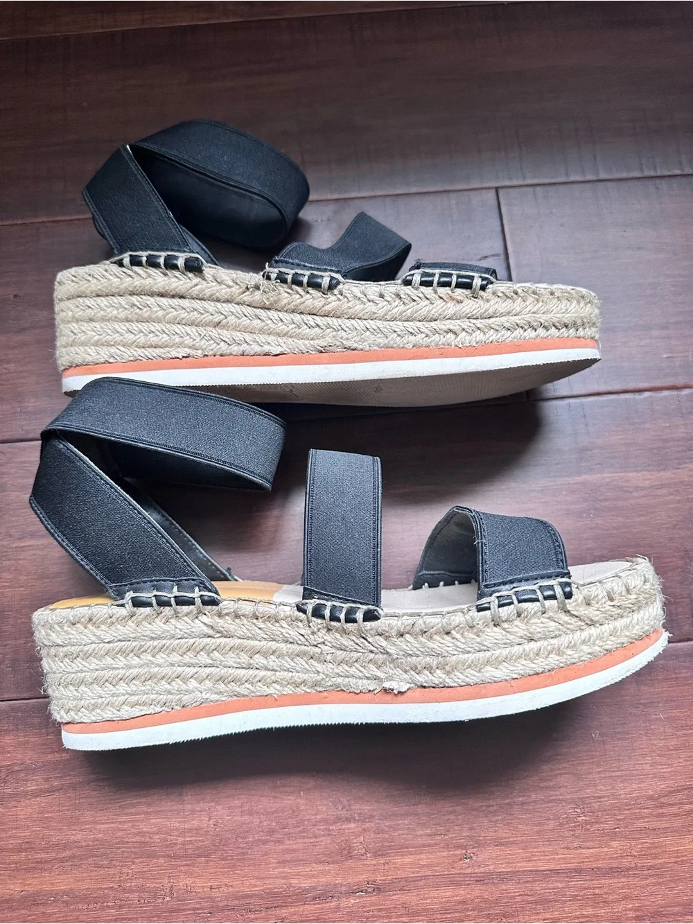 Dolce Vita size 8 black platform espadrille